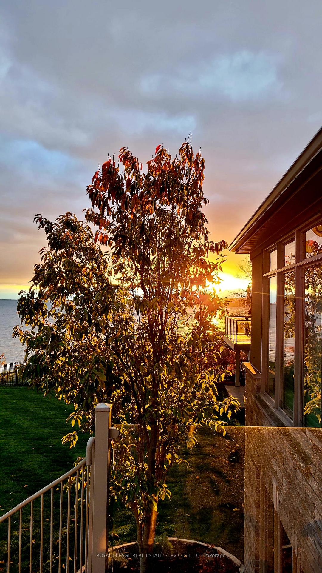 61 Lake Street 3, Grimsby, ON L3M 2G6