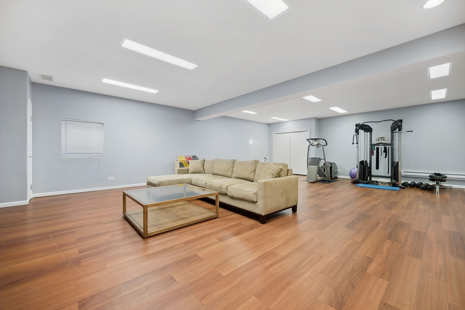 989 Forestway Drive