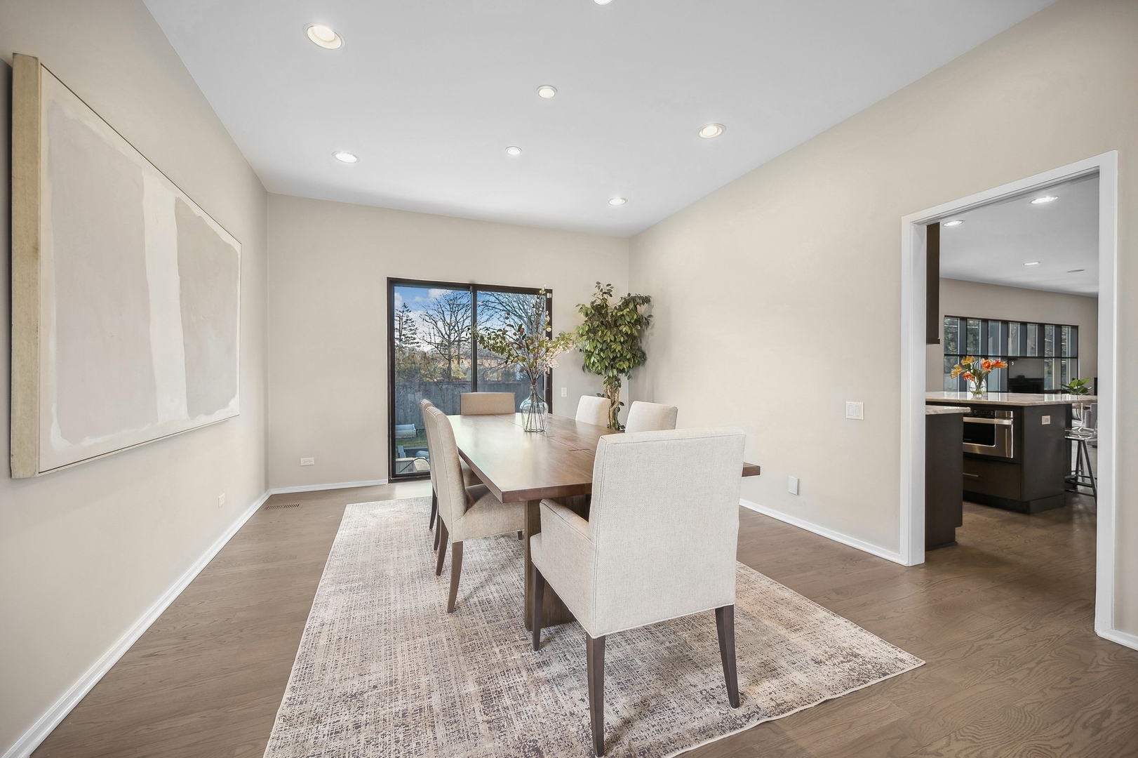 989 Forestway Drive
