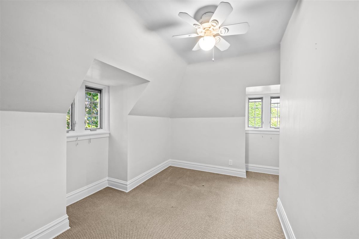 299 Vernon Avenue