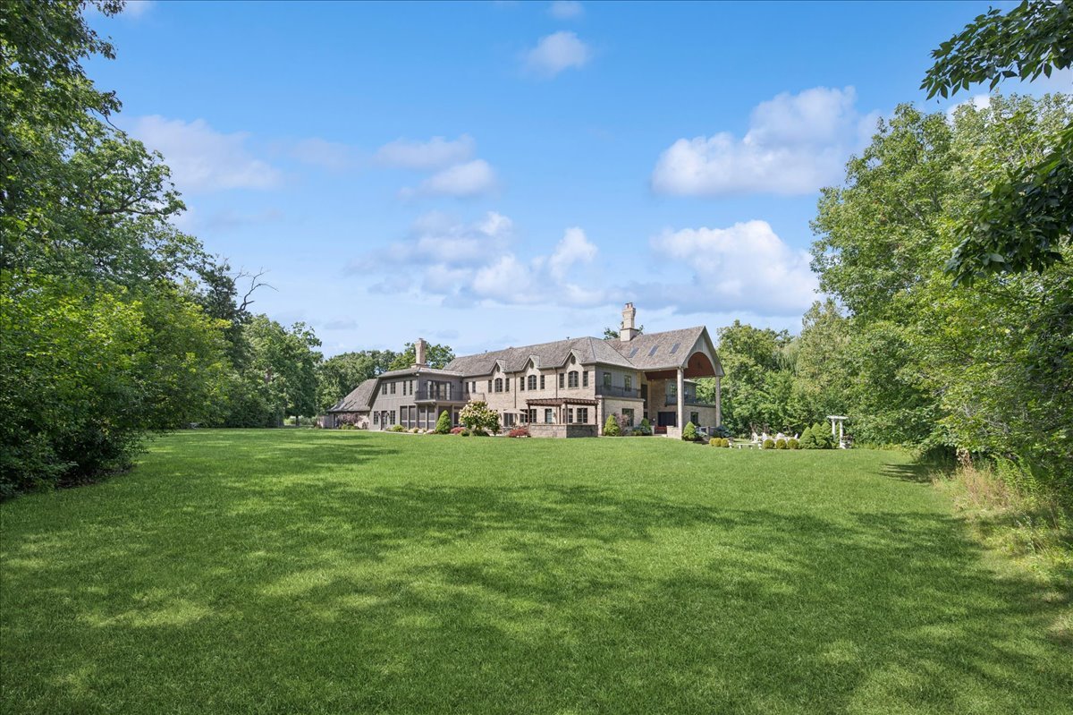 24 Bridlewood Road