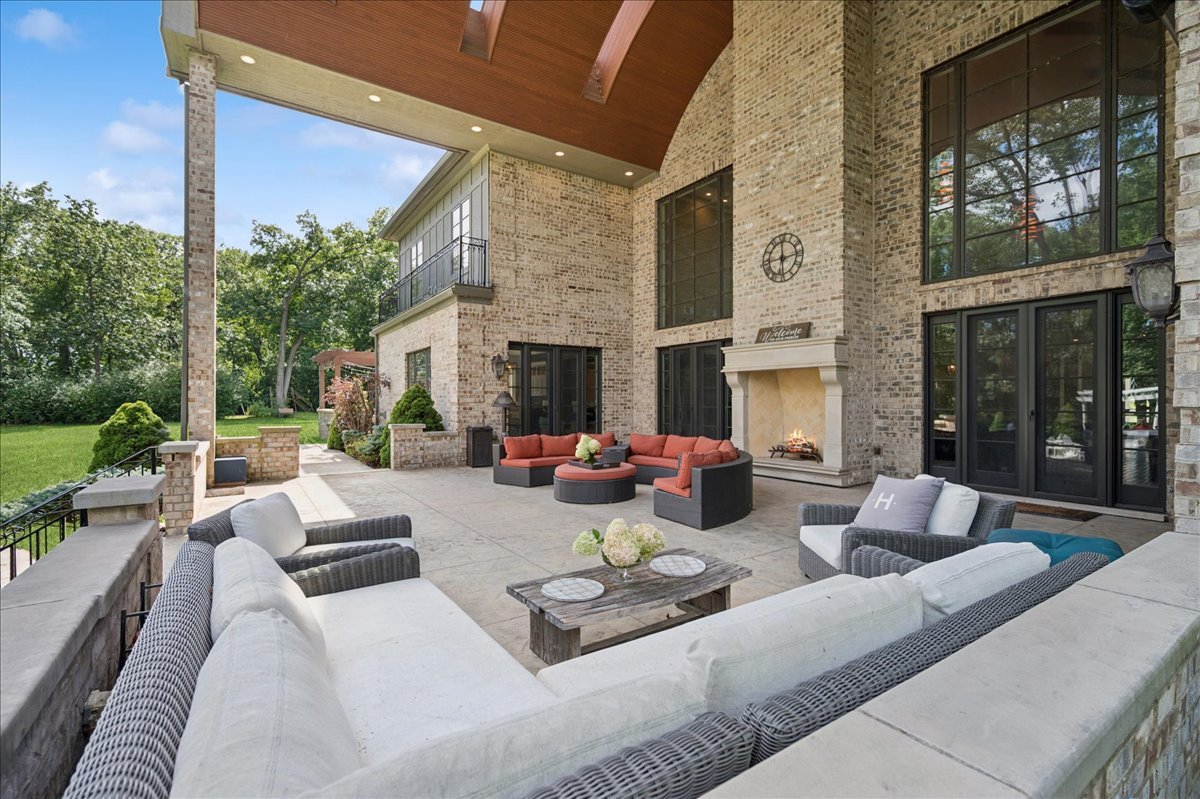 24 Bridlewood Road