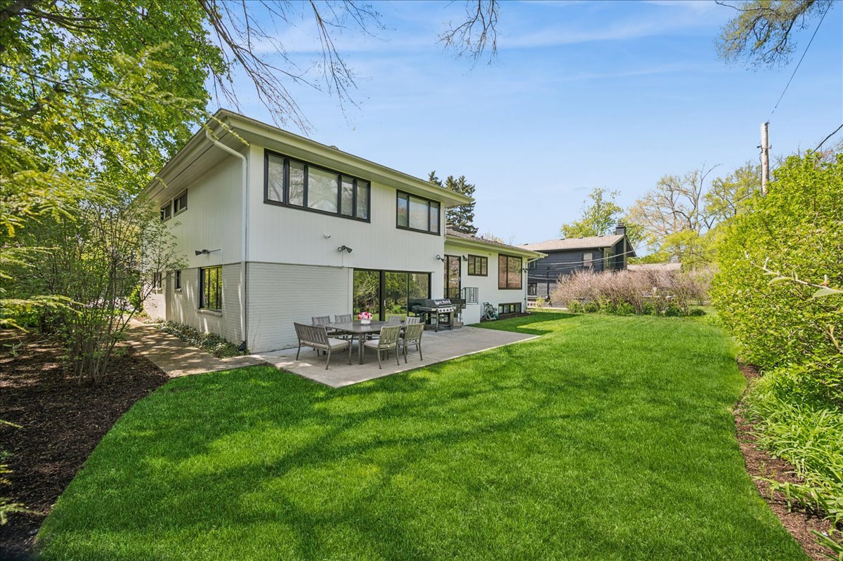 751 Woodridge Lane