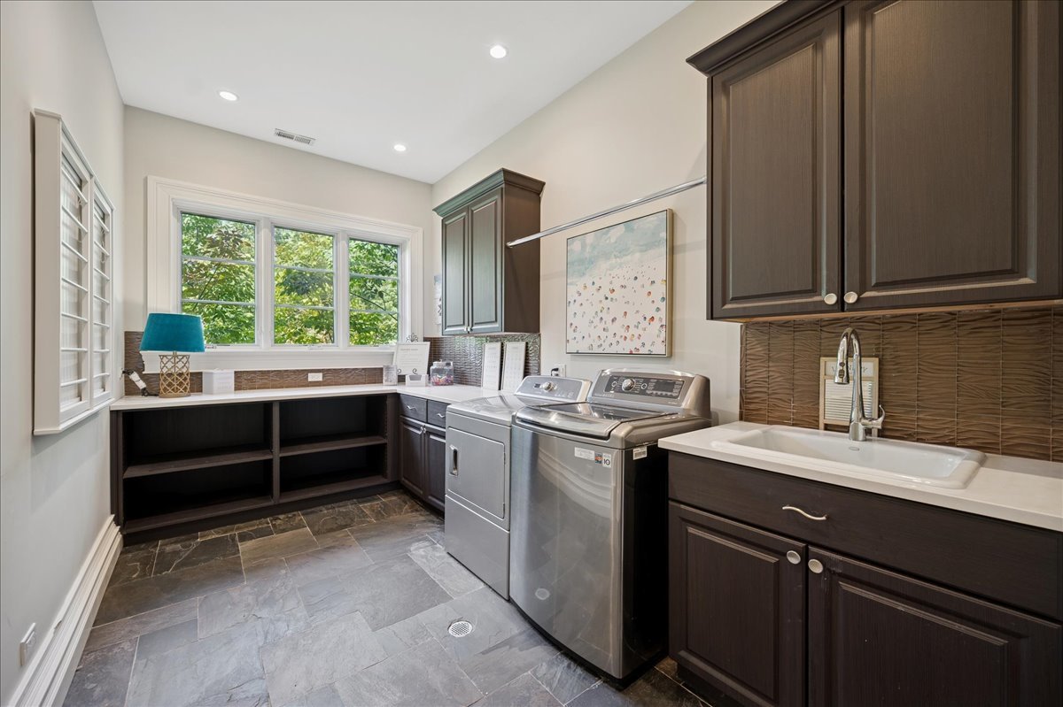 24 Bridlewood Road