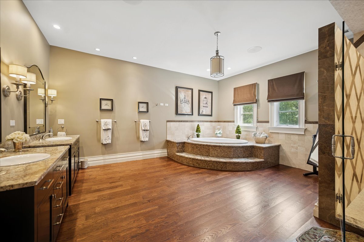 24 Bridlewood Road