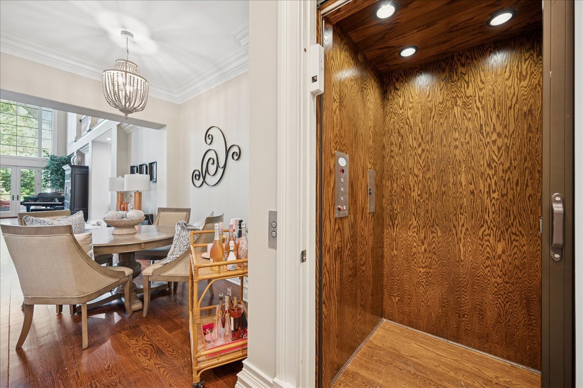 24 Bridlewood Road