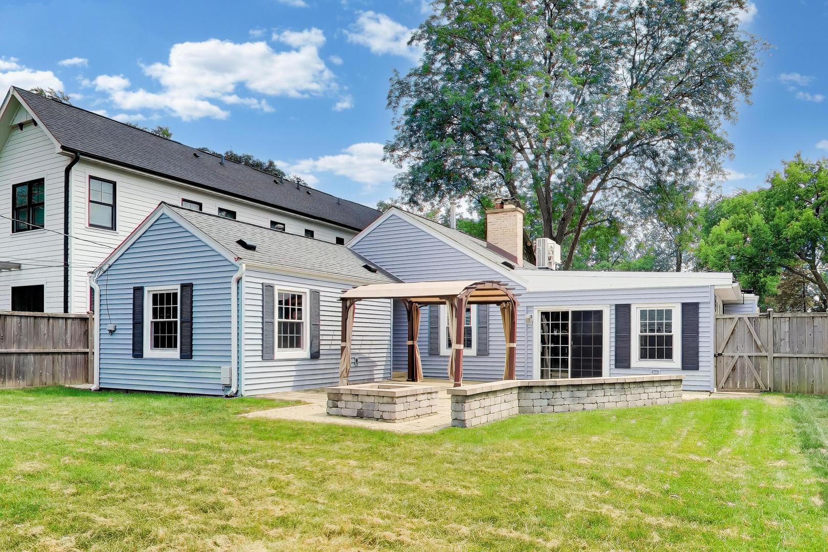 1706 Illinois Road