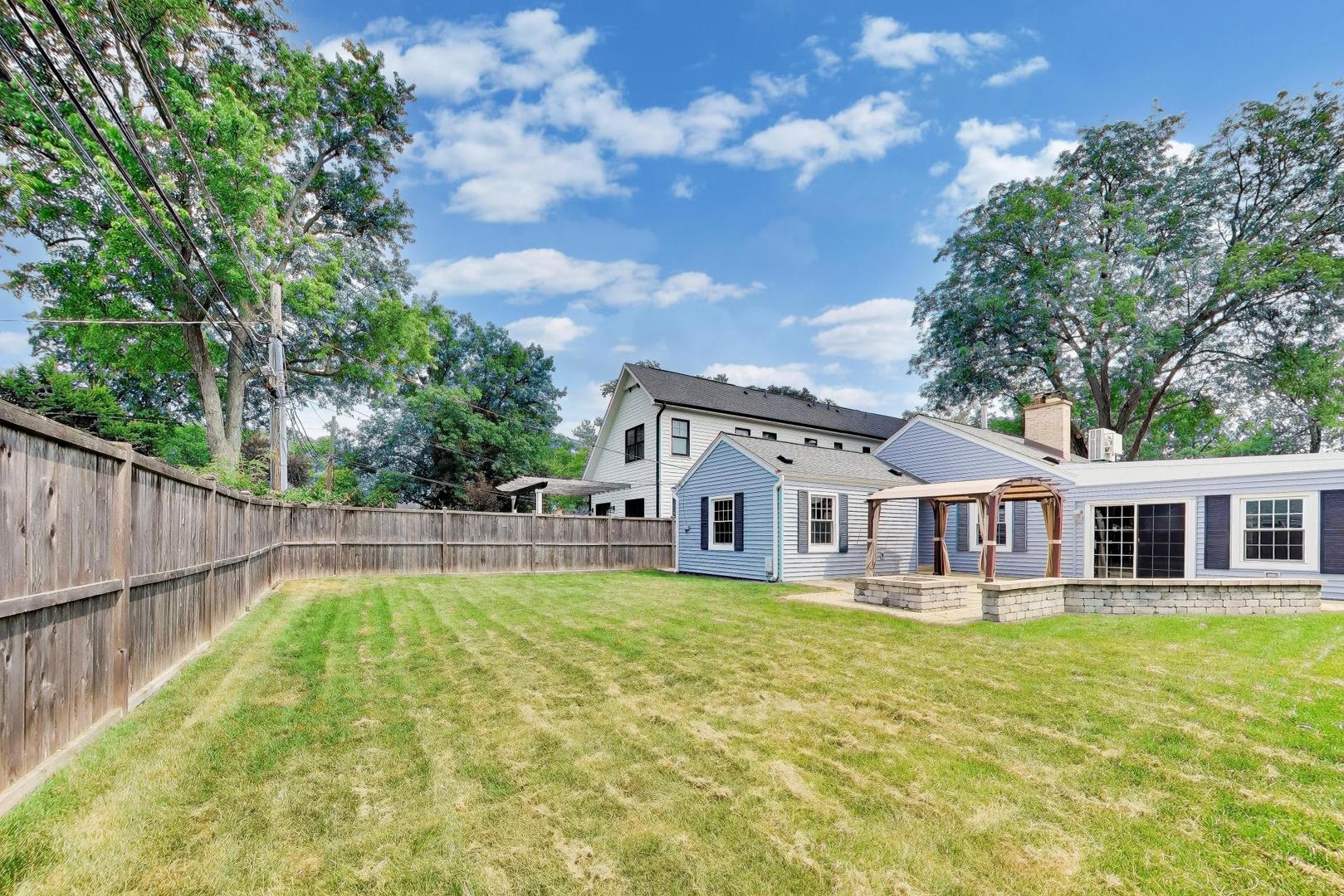 1706 Illinois Road