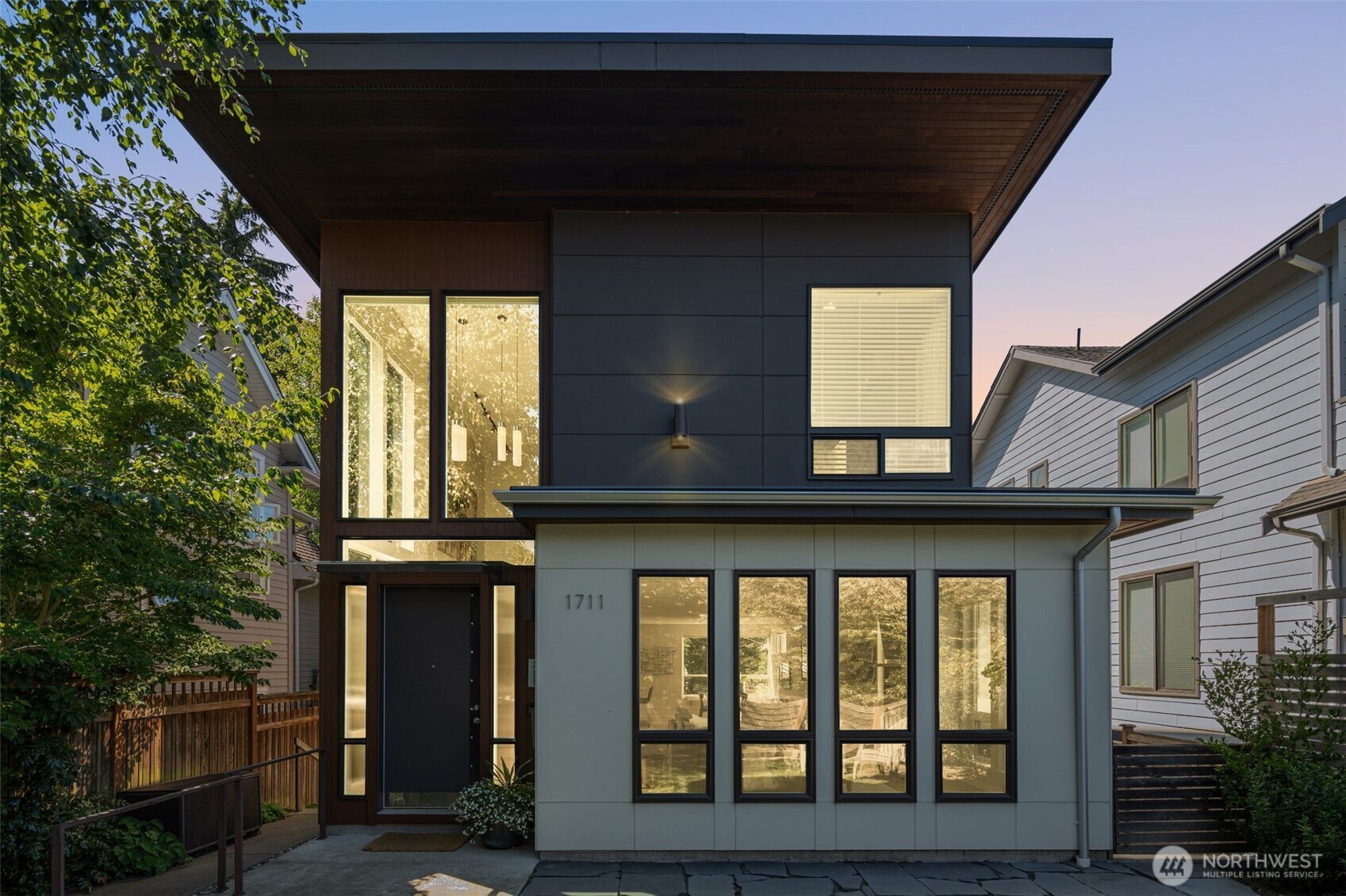 1711 44th Avenue SW