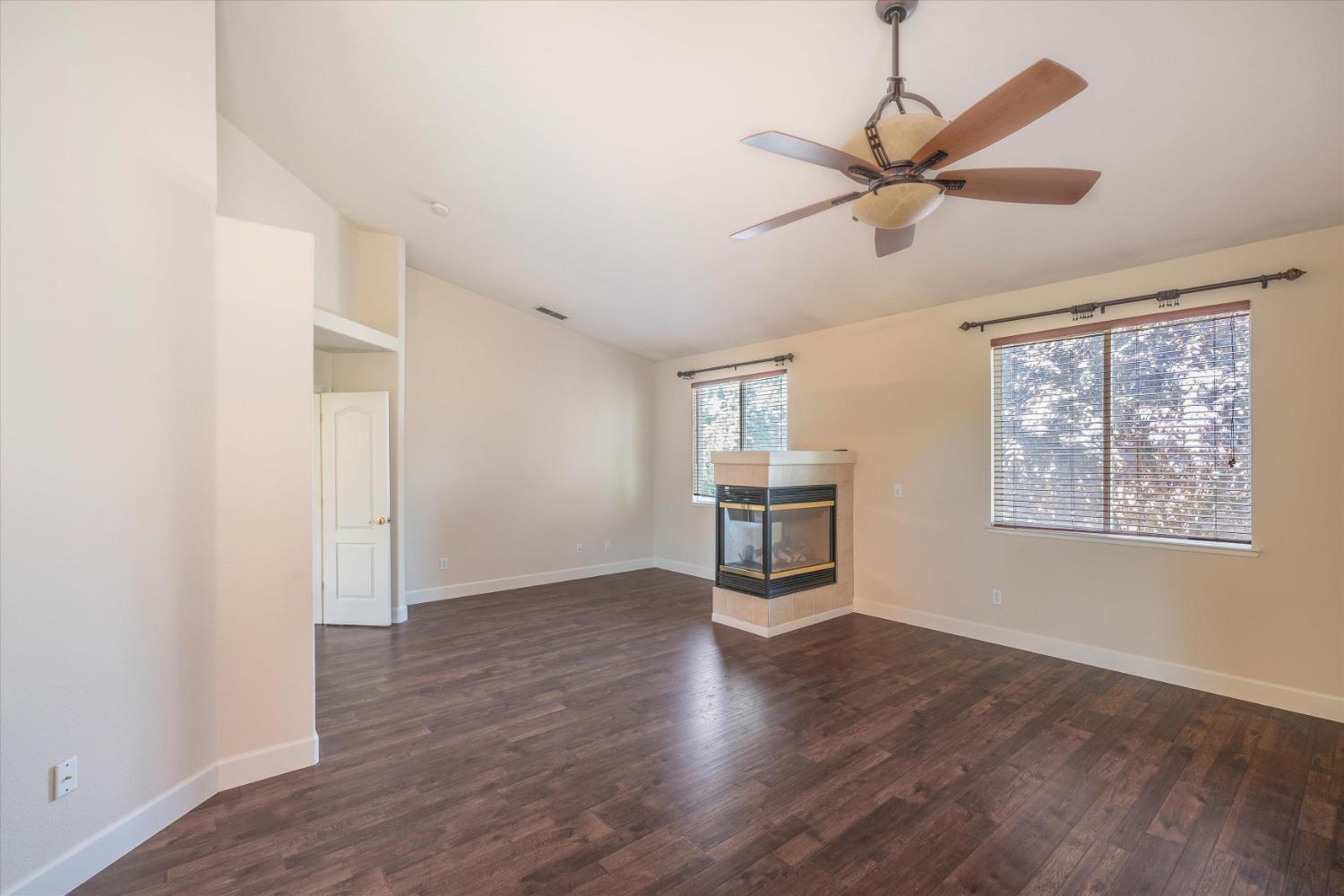 5315 Gladstone Drive