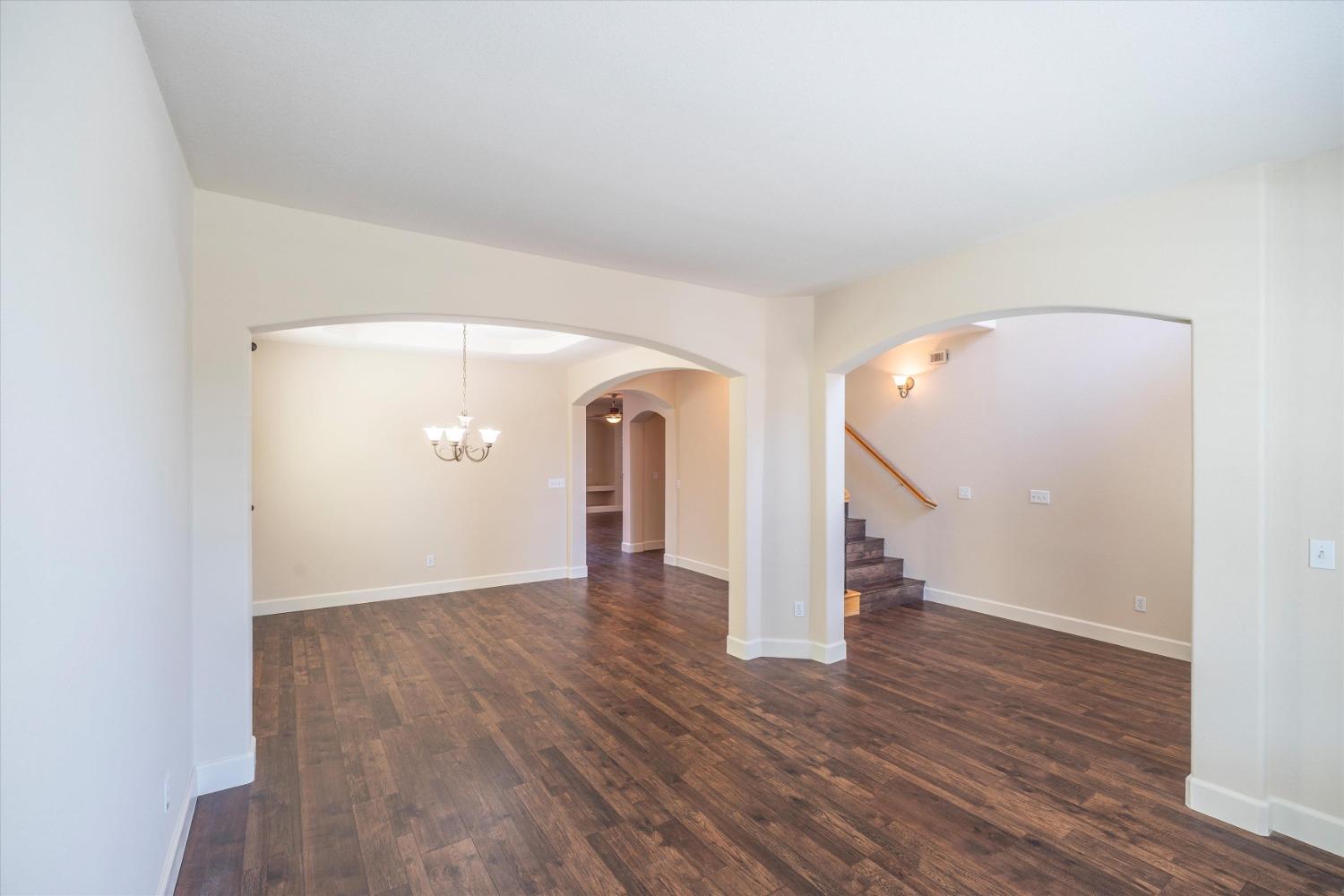 5315 Gladstone Drive