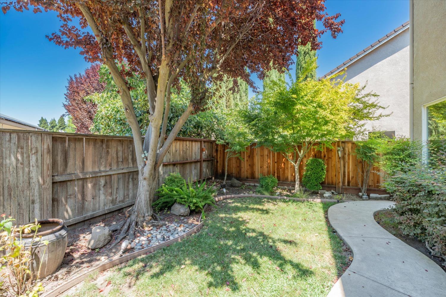 5315 Gladstone Drive