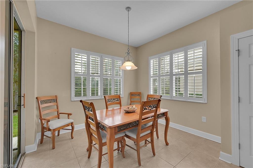 5569 WHISPERING WILLOW WAY