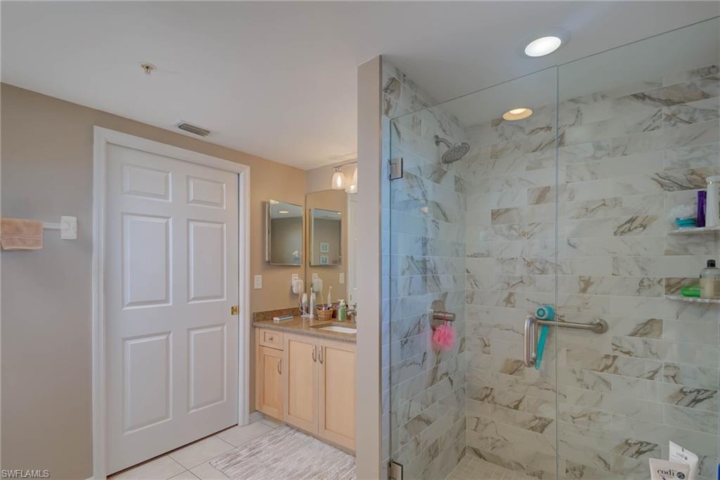 19851 Breckenridge DR 401