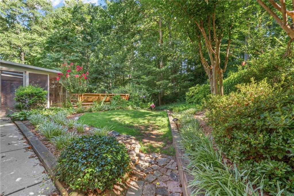 325 Knoll Woods Drive