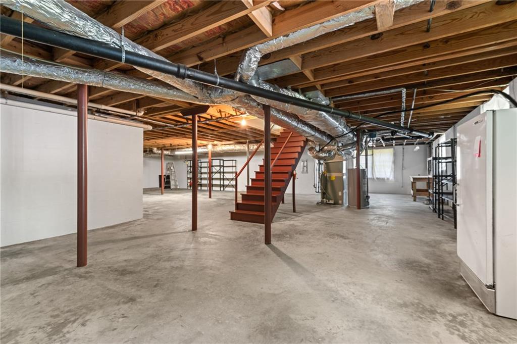 325 Knoll Woods Drive