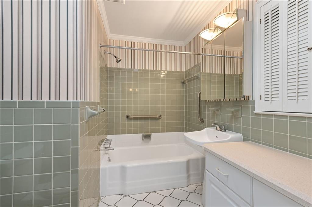 325 Knoll Woods Drive