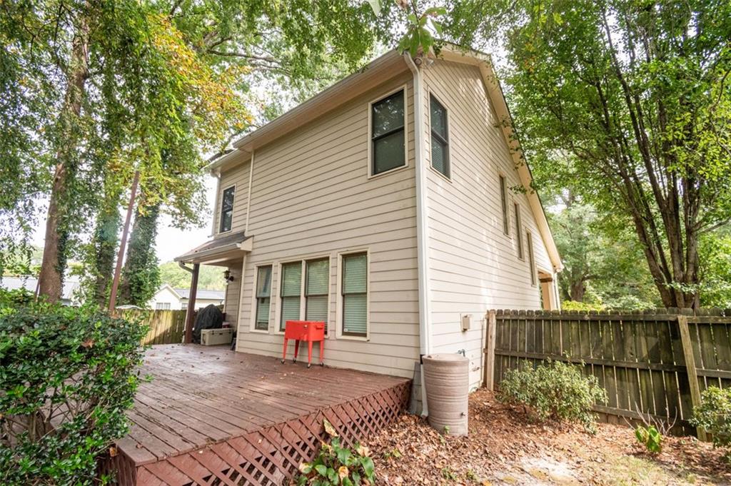 2016 Spink Street NW