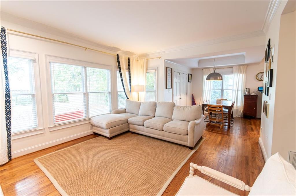 2016 Spink Street NW