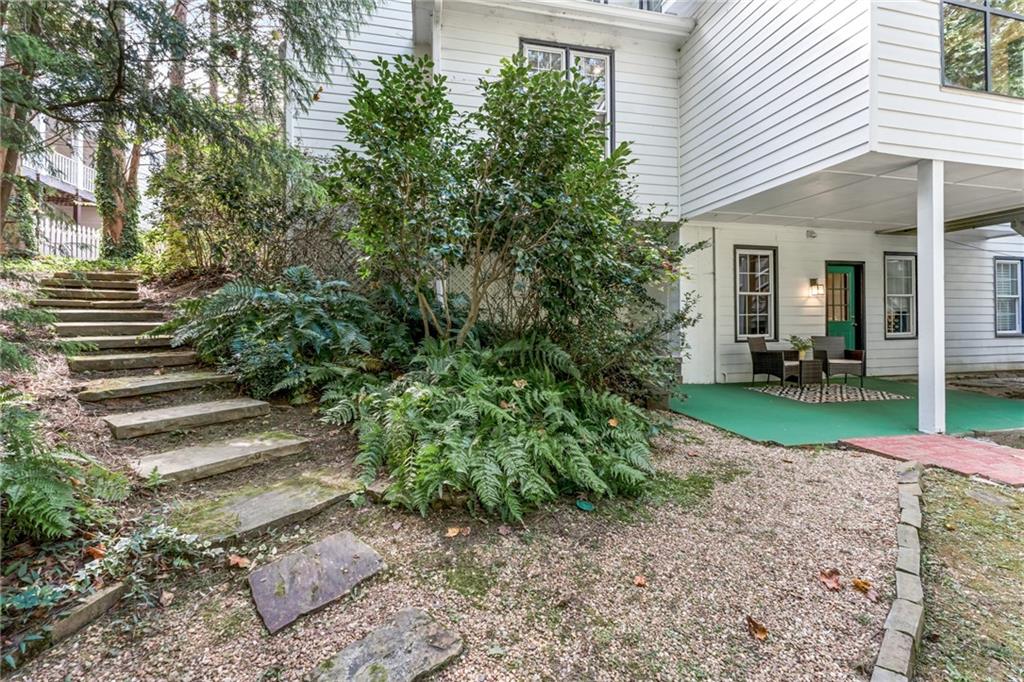 2150 Whittingham Court