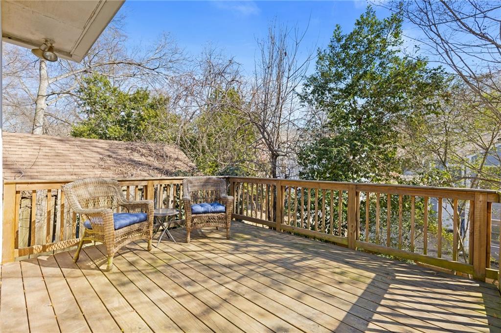 325 Clifton Road NE