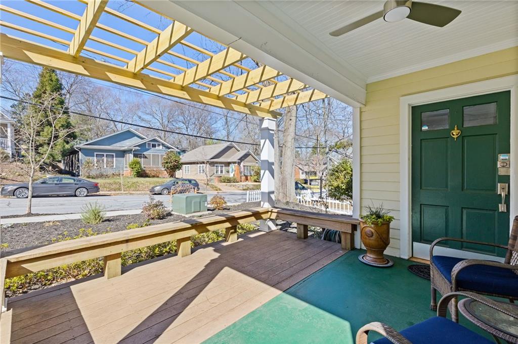 325 Clifton Road NE