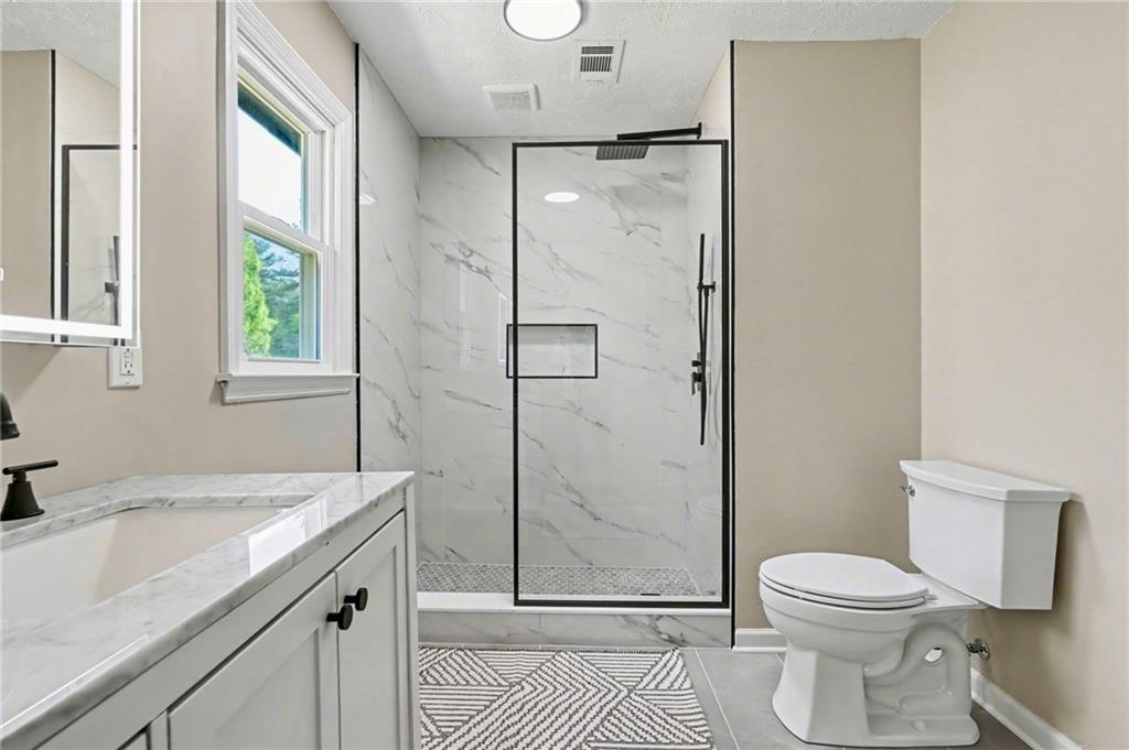 2190 Northfield Court