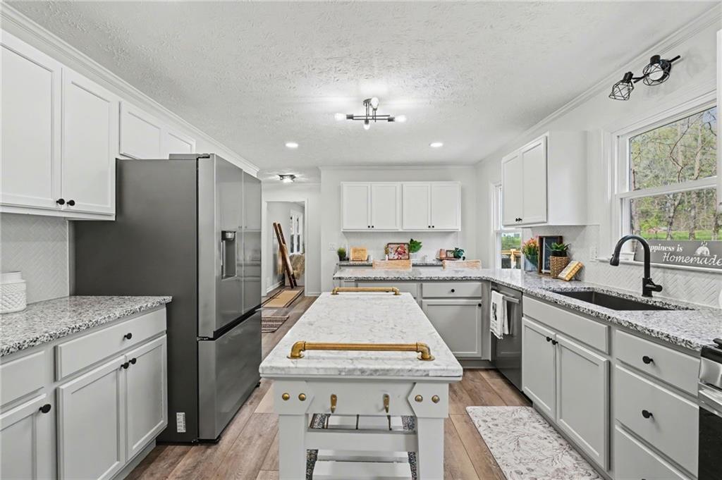 2190 Northfield Court