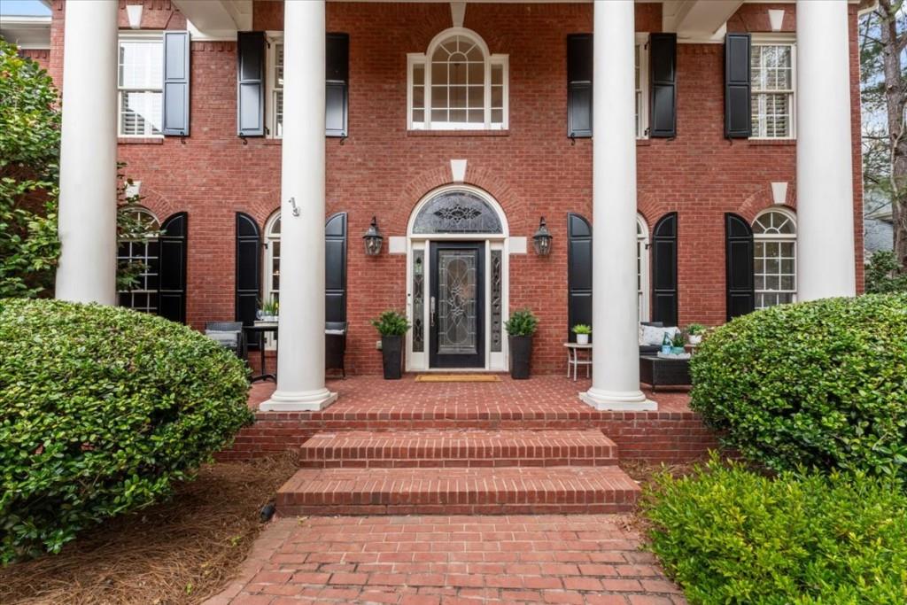 210 Ansley Close