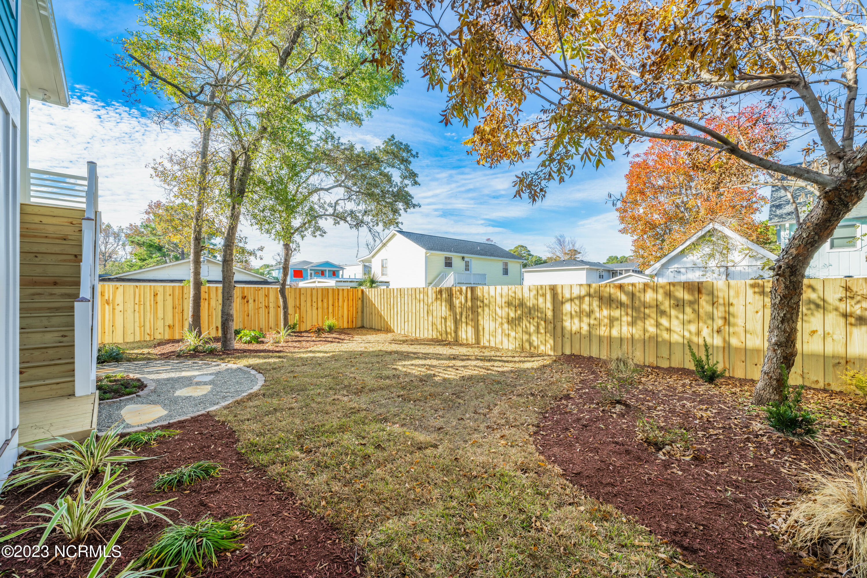 704 S 6th Street