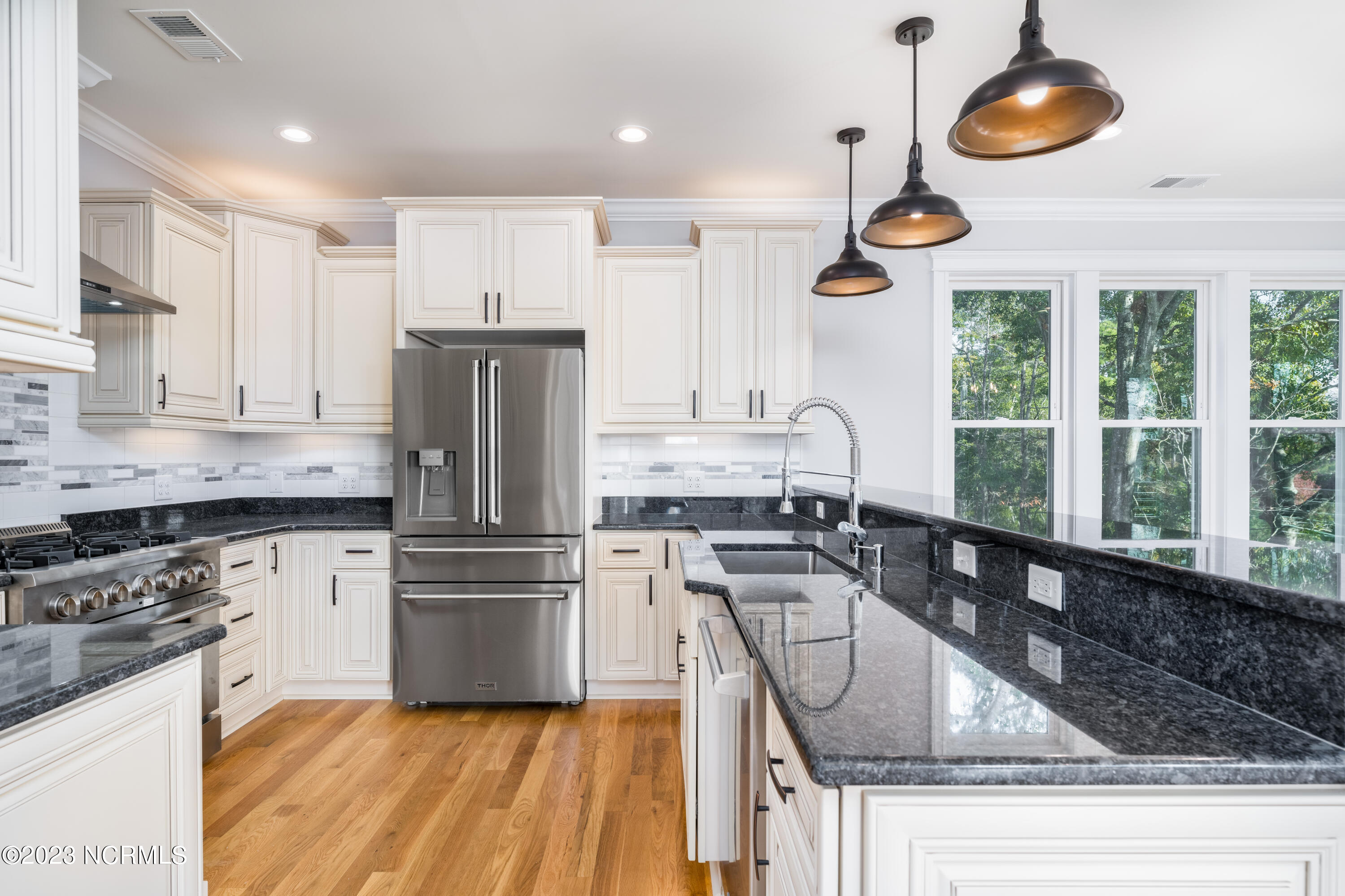 704 S 6th Street