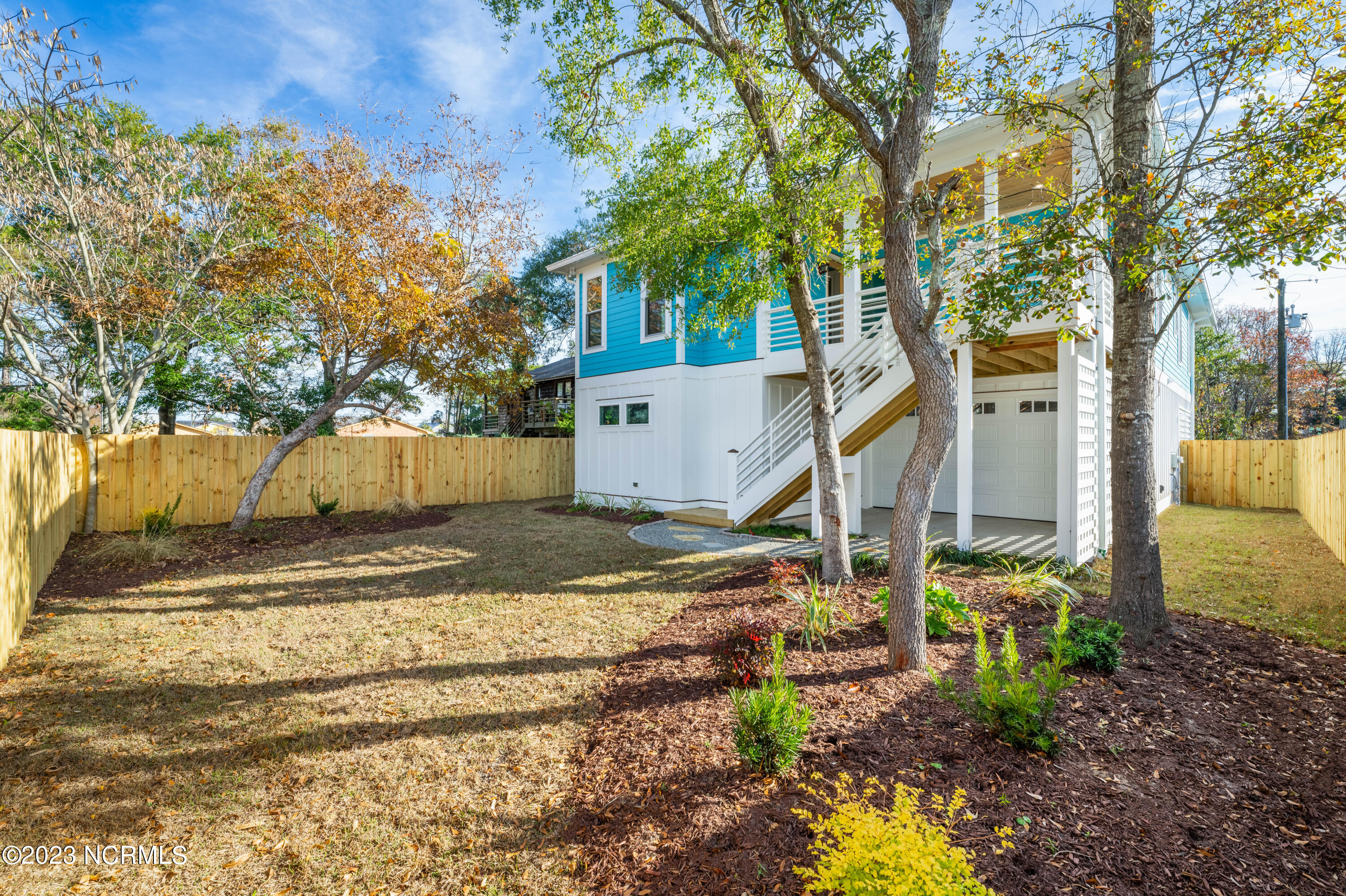 704 S 6th Street