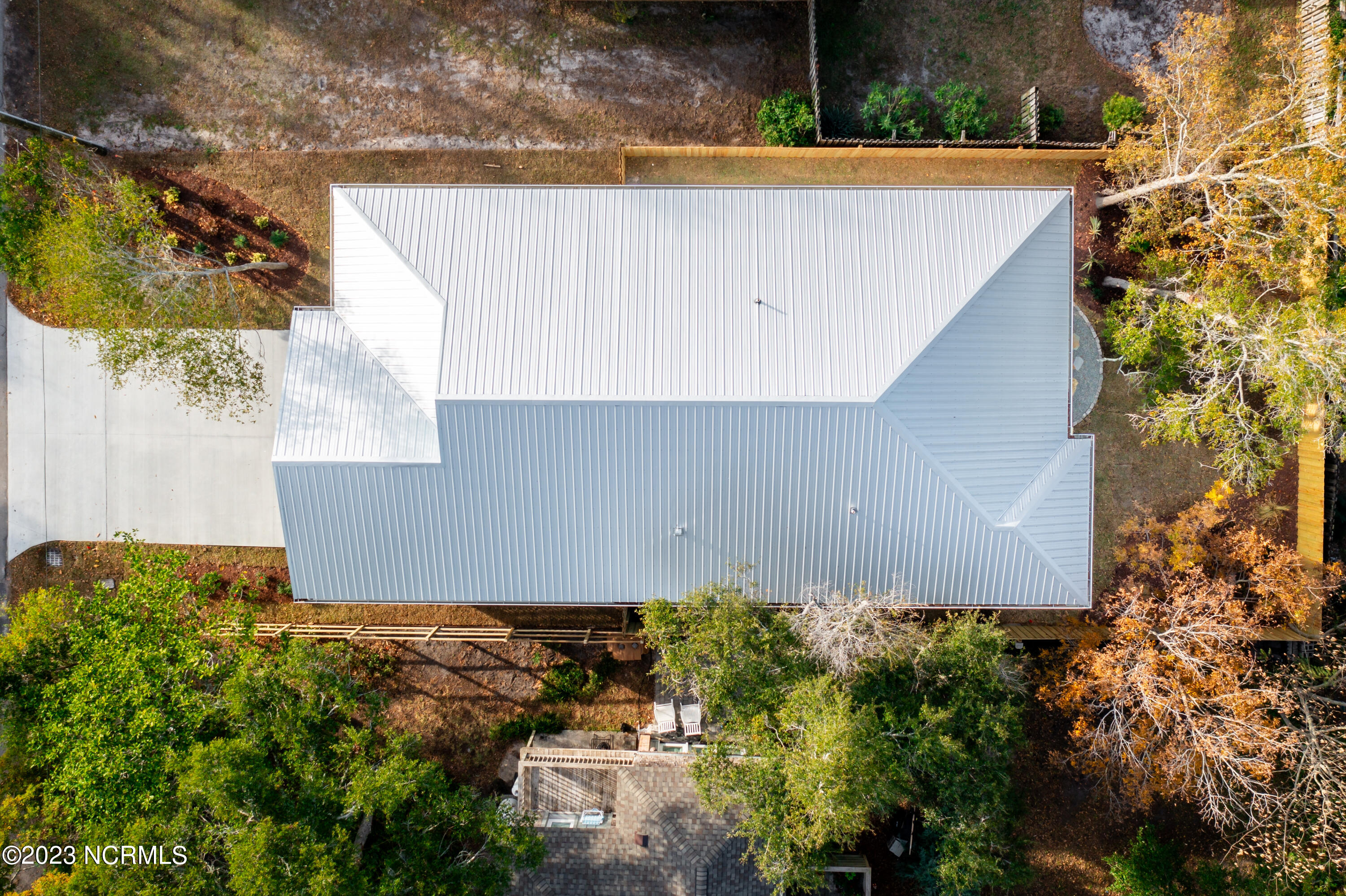 704 S 6th Street