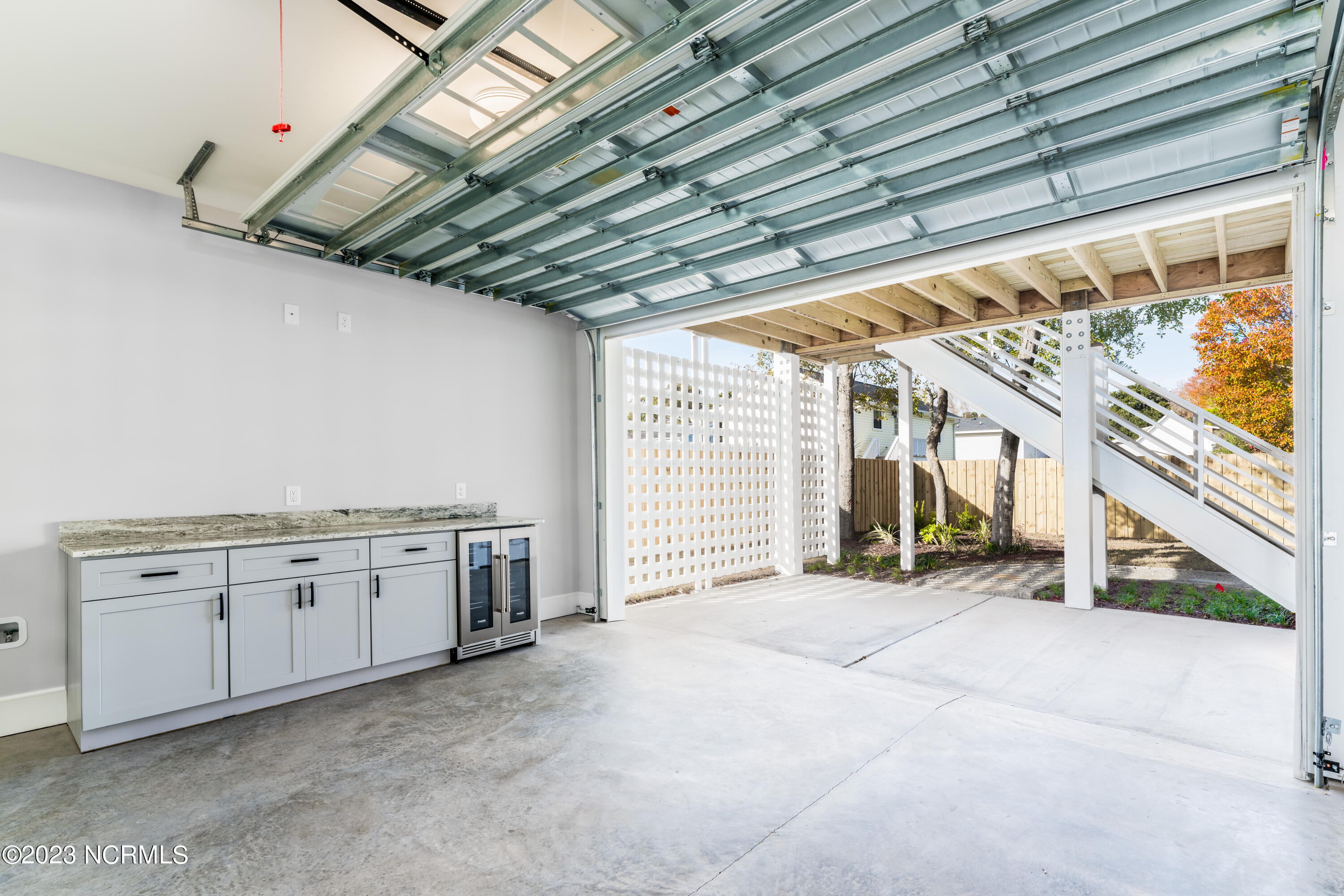 704 S 6th Street