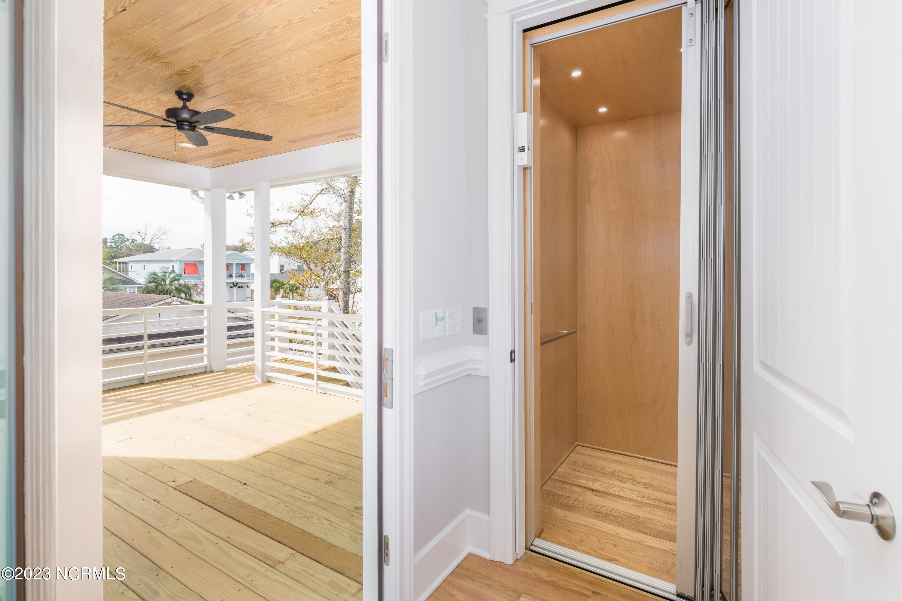 704 S 6th Street