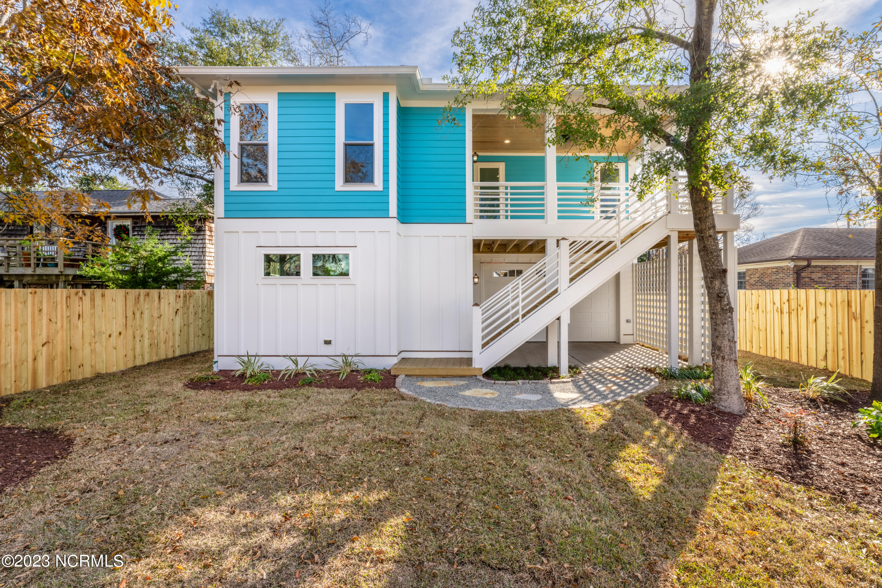 704 S 6th Street