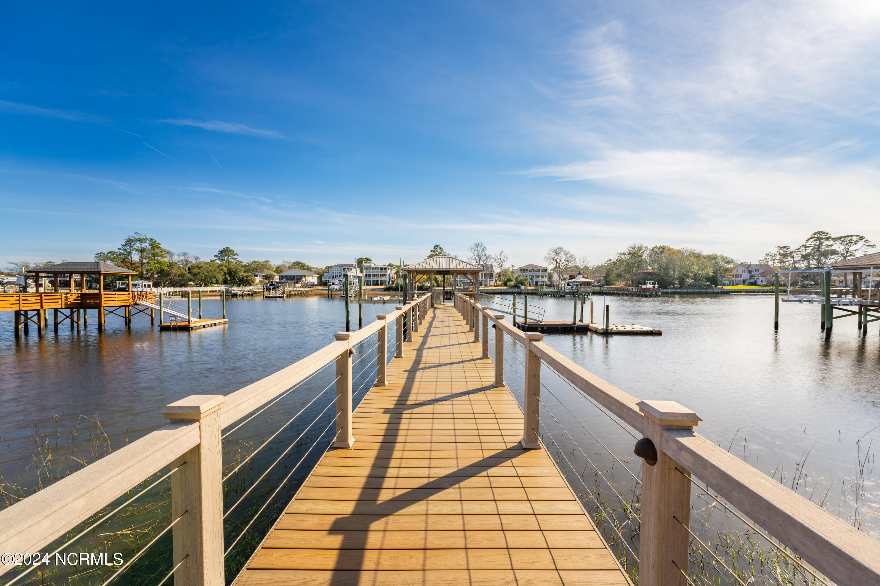 2751 Pinecrest Drive SE