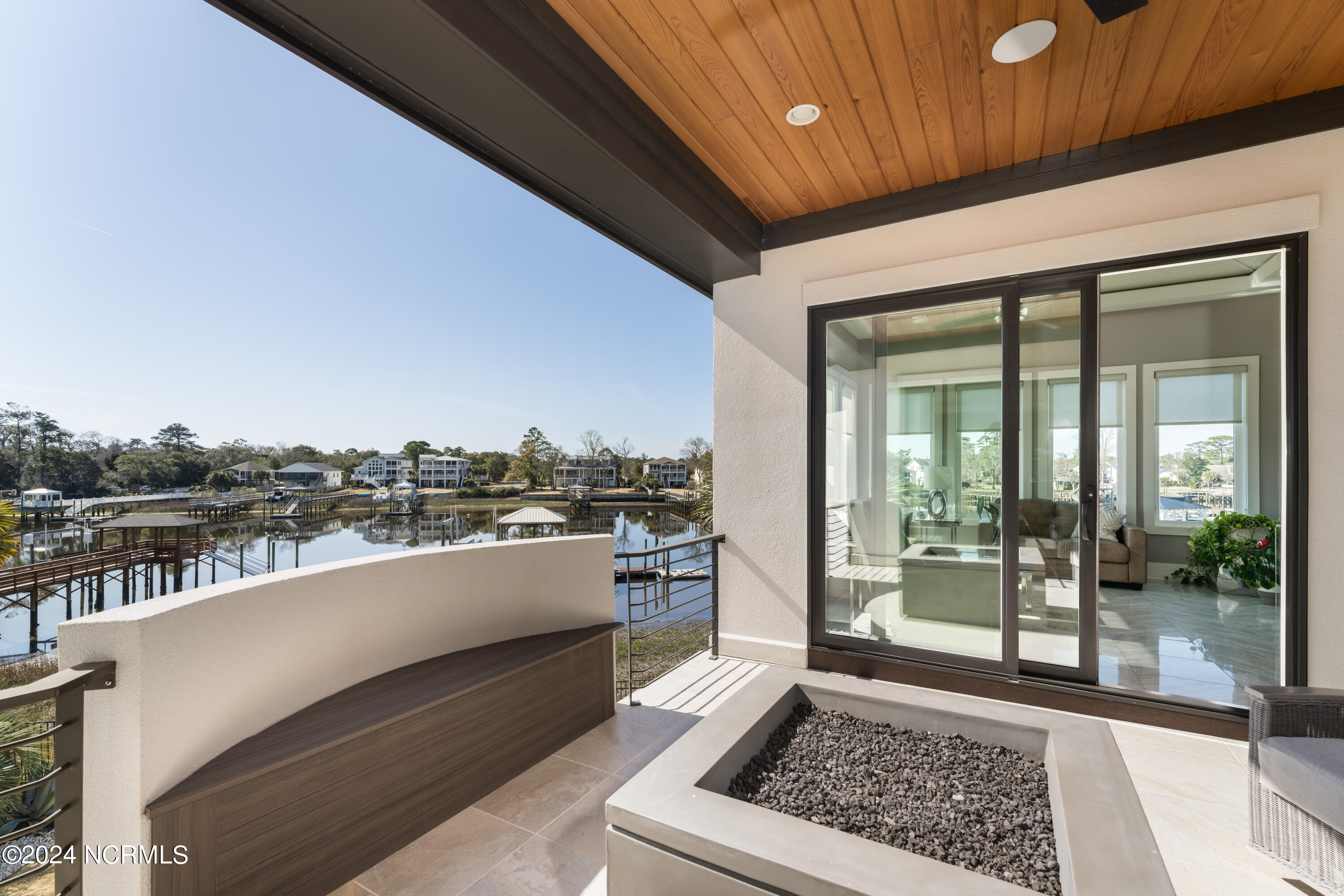 2751 Pinecrest Drive SE