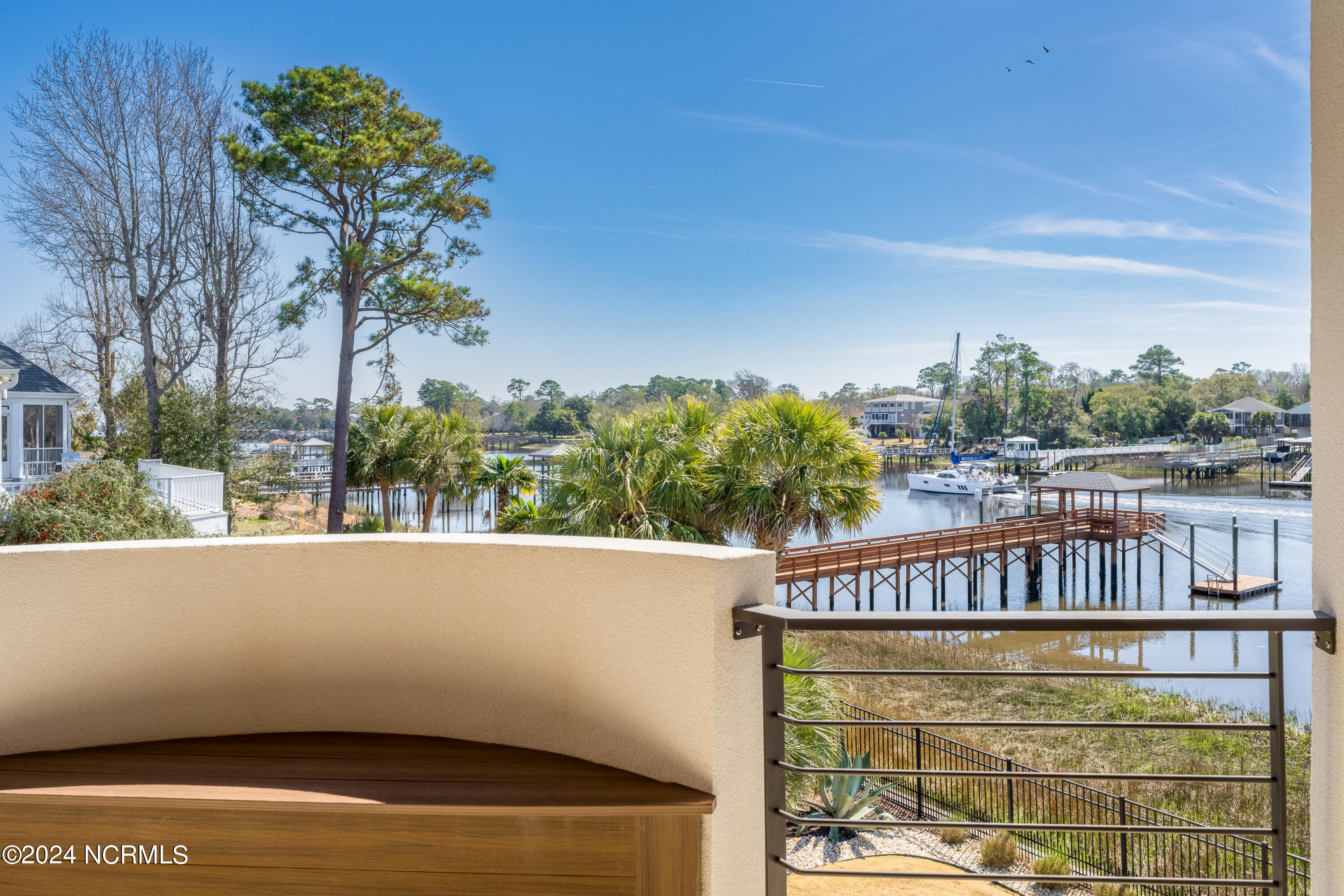 2751 Pinecrest Drive SE