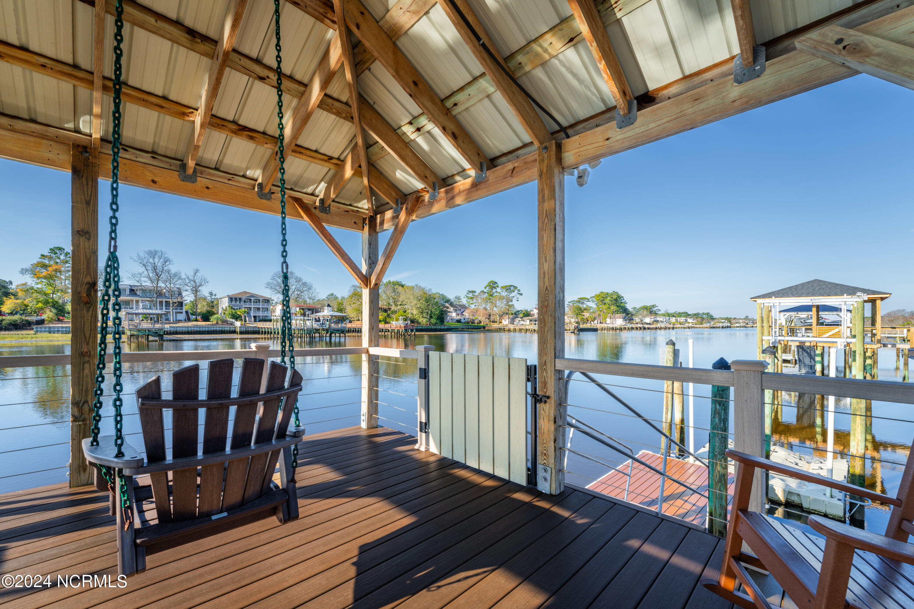 2751 Pinecrest Drive SE