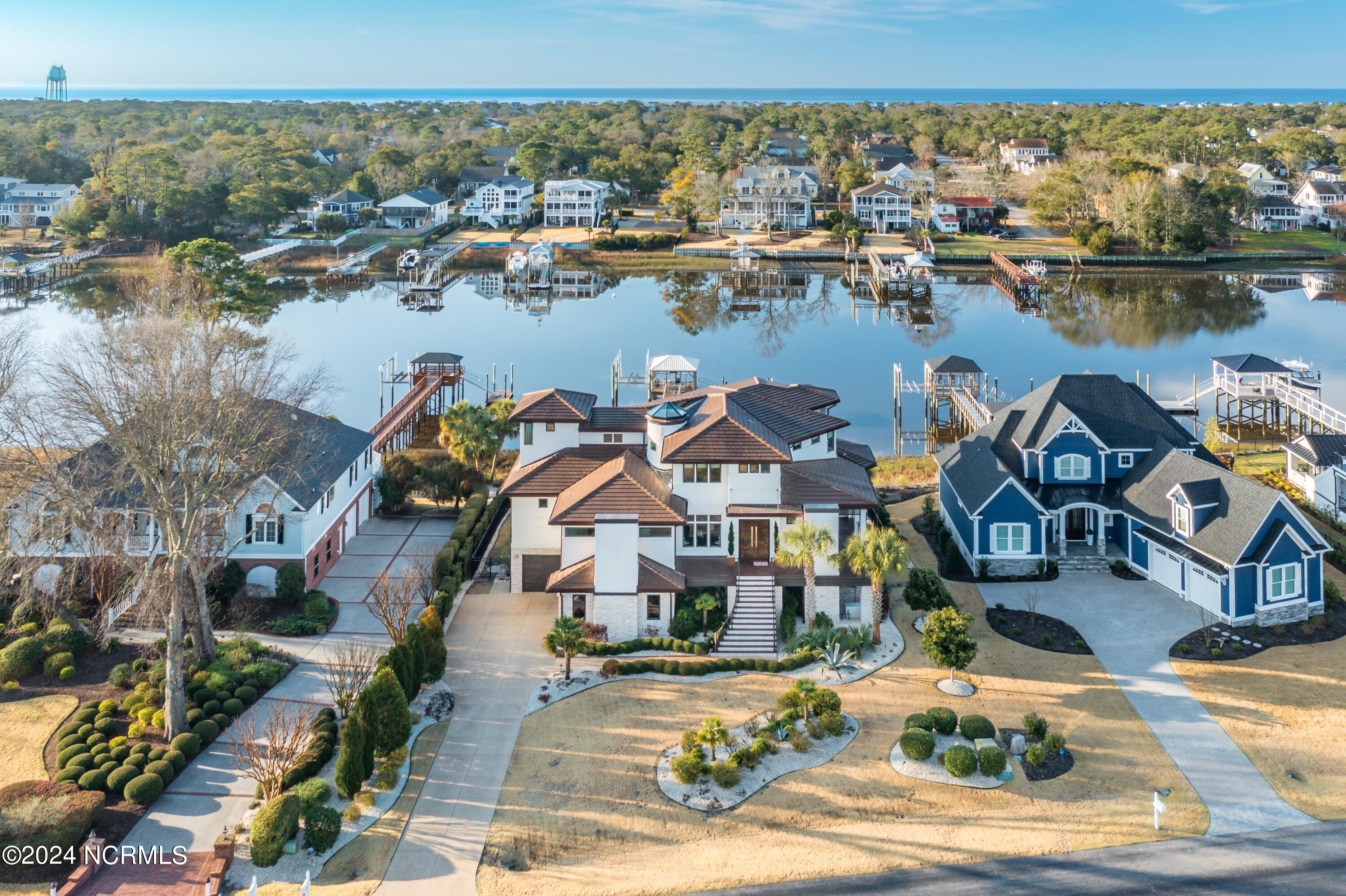 2751 Pinecrest Drive SE