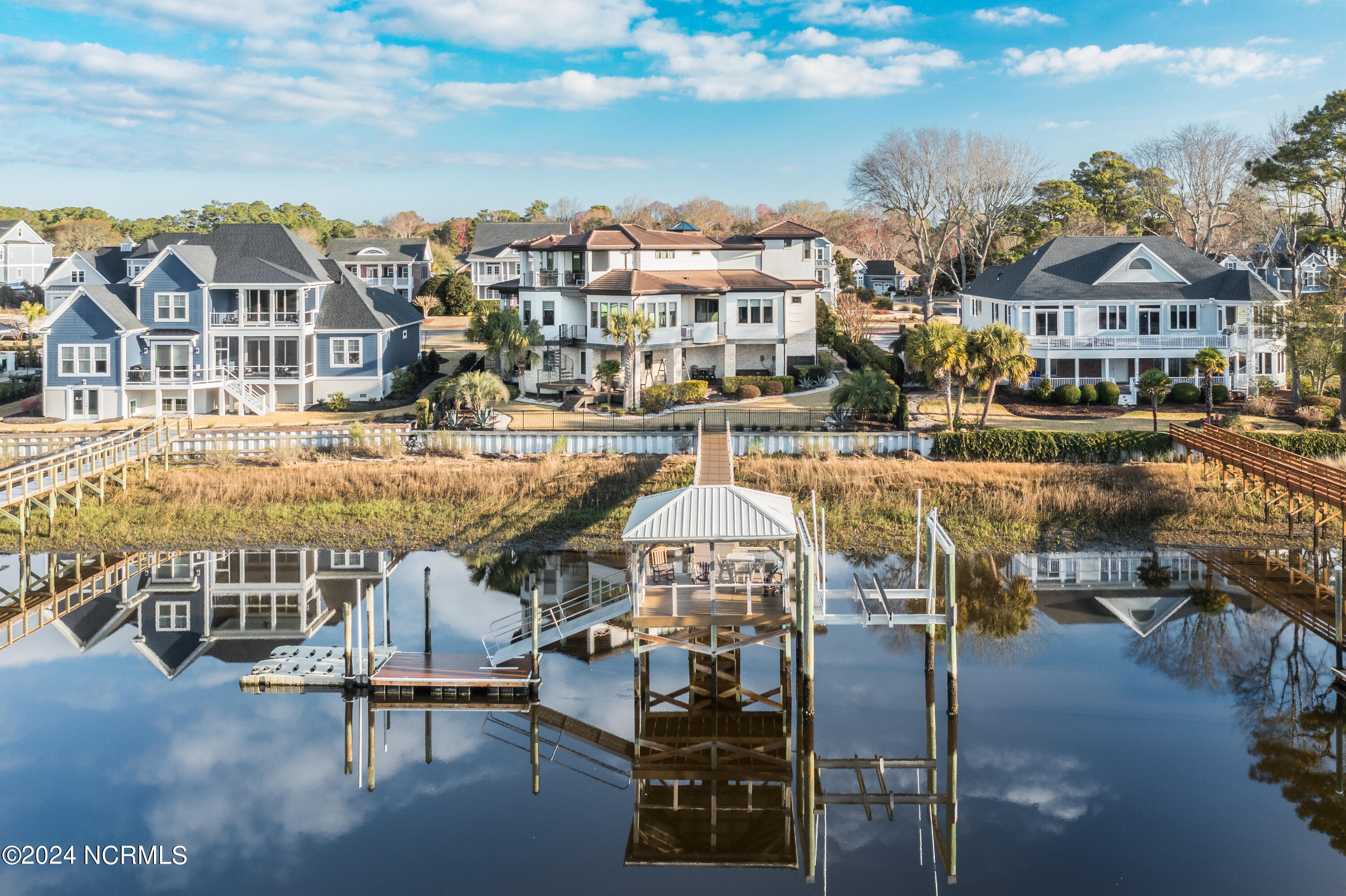 2751 Pinecrest Drive SE