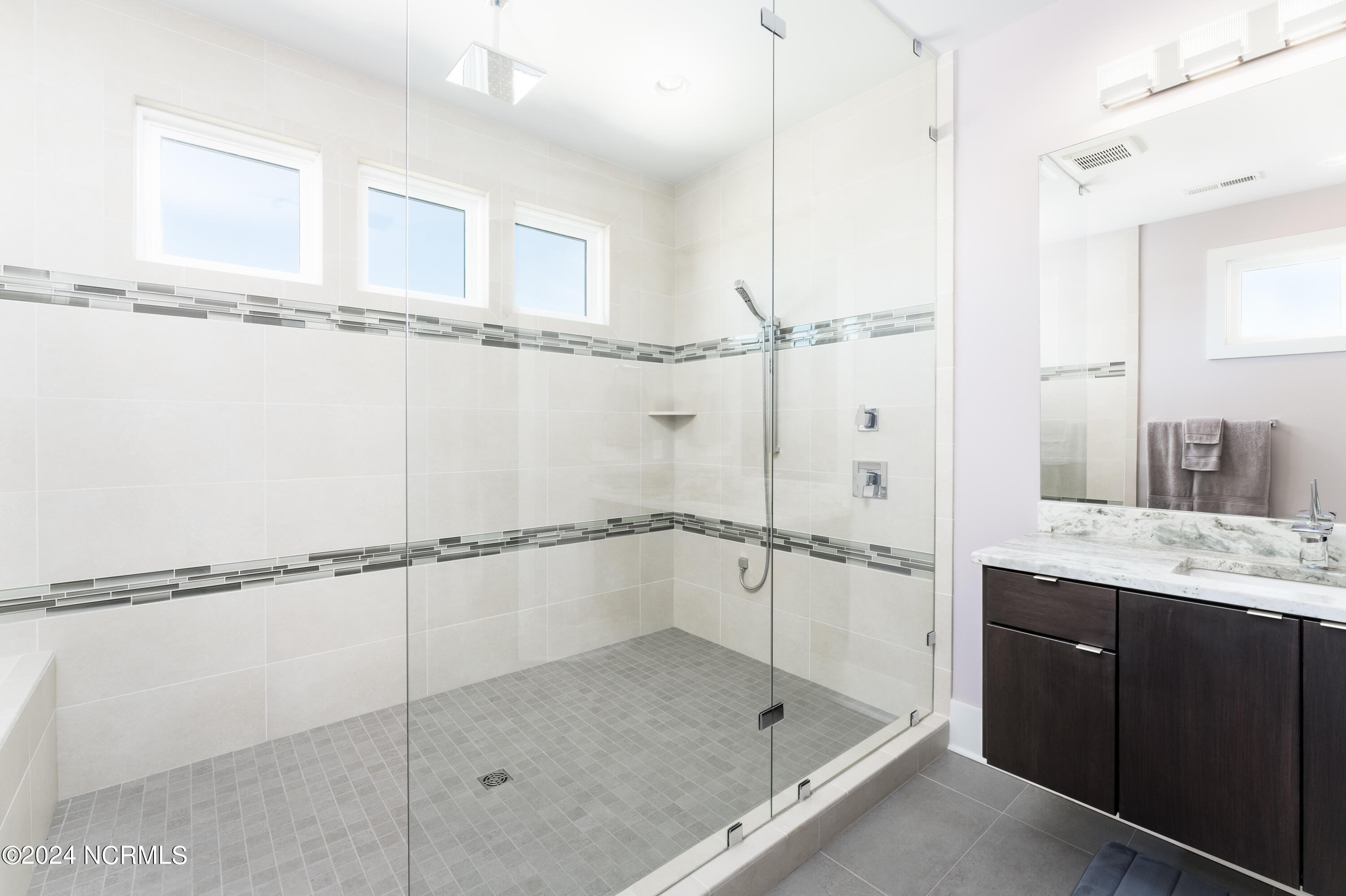 2751 Pinecrest Drive SE