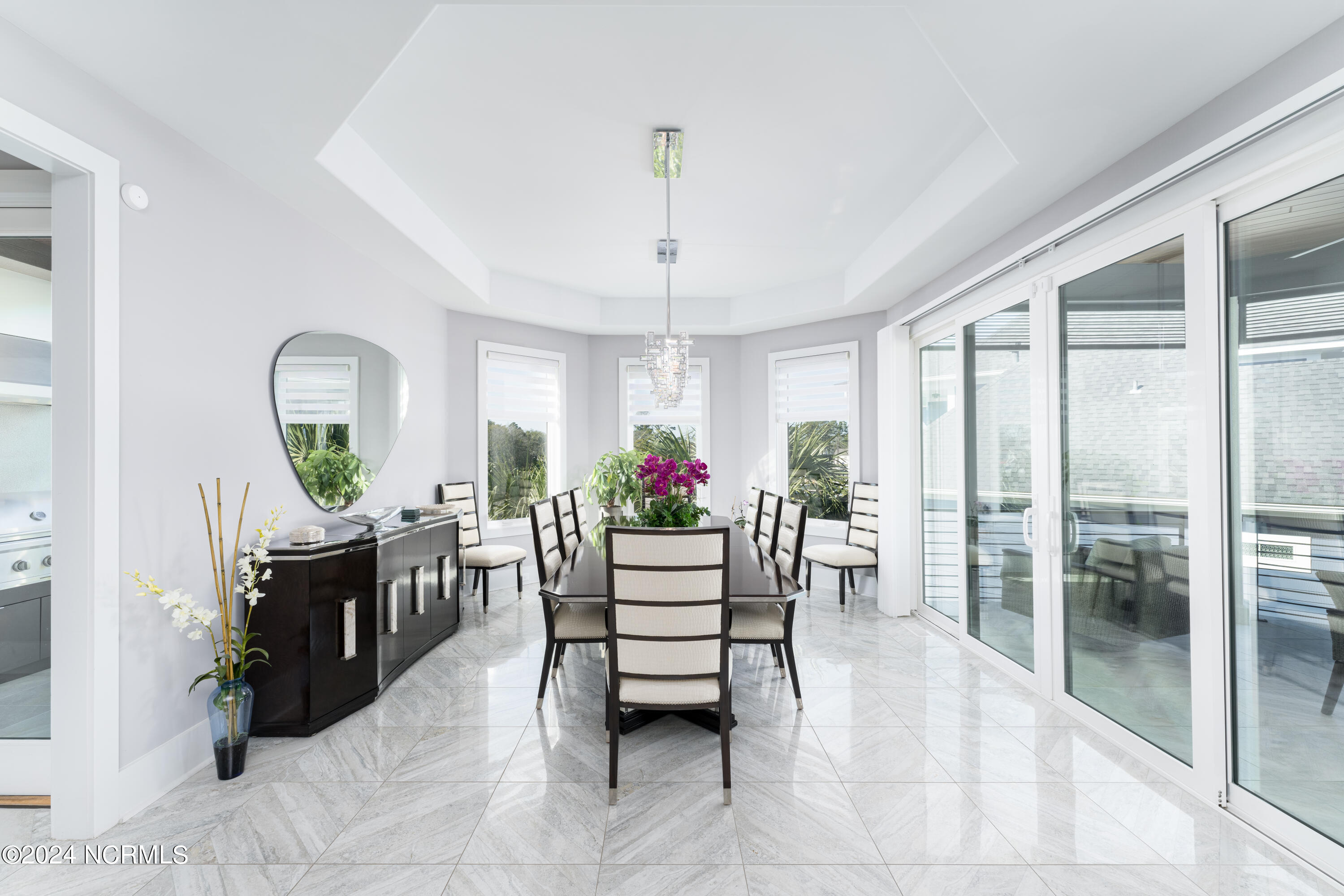 2751 Pinecrest Drive SE