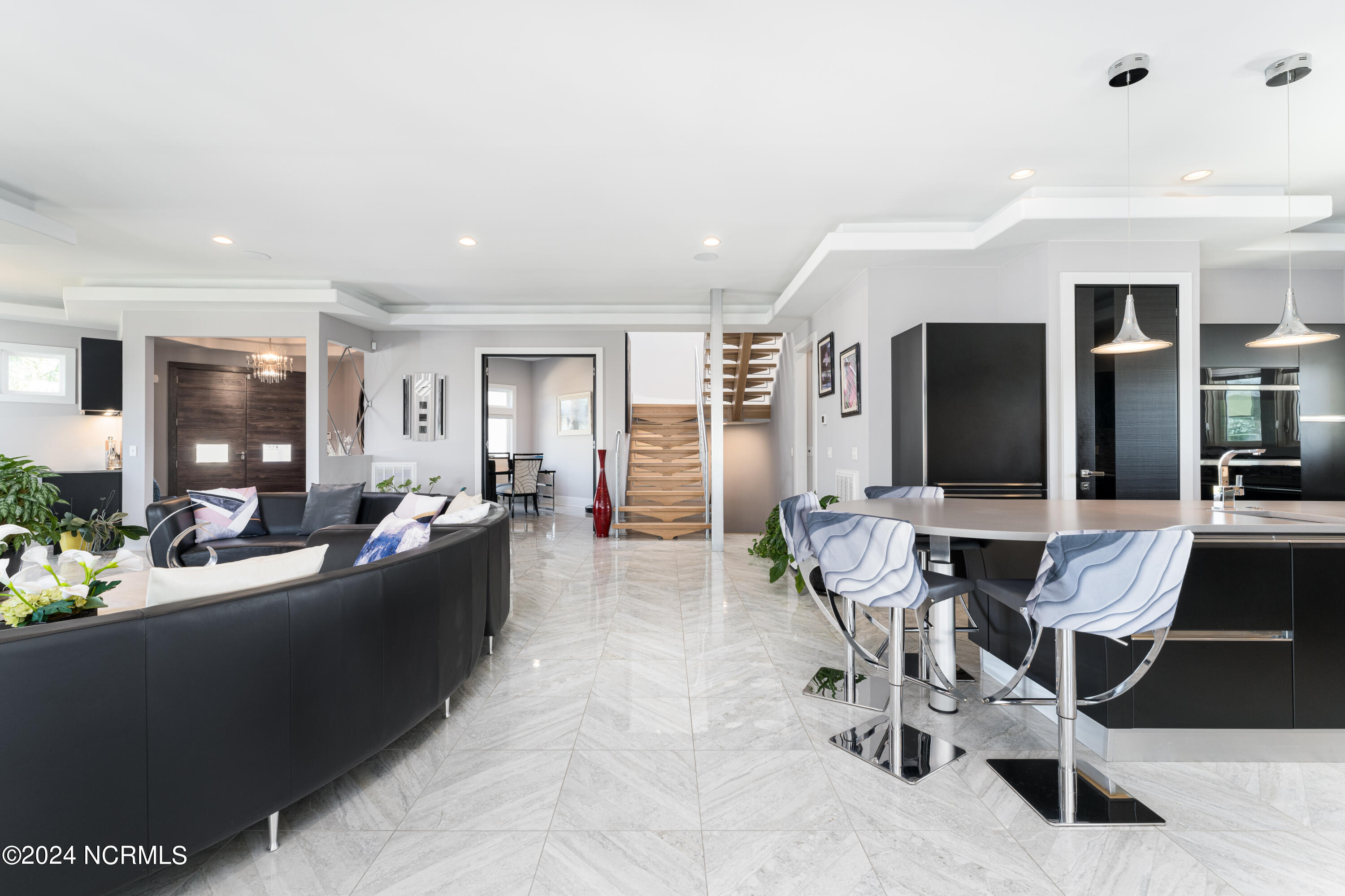 2751 Pinecrest Drive SE