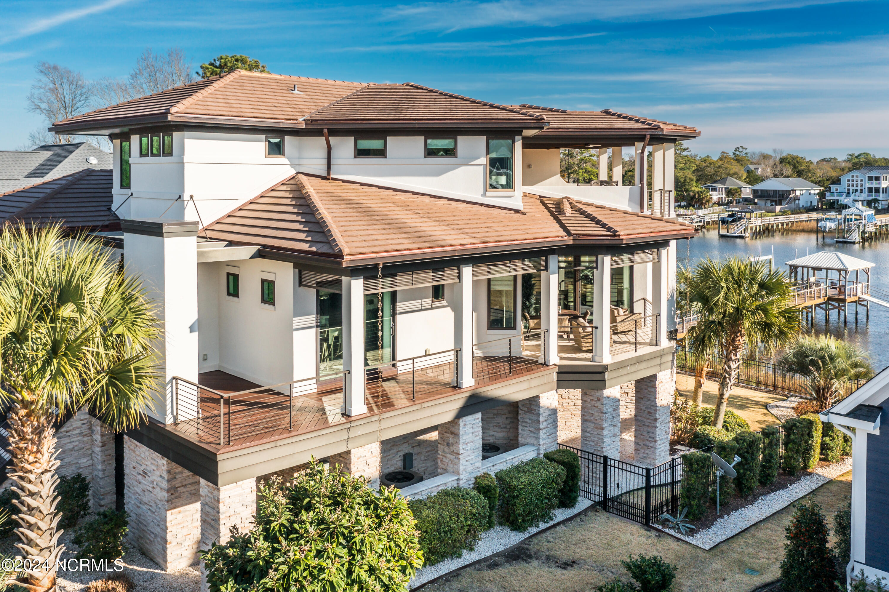 2751 Pinecrest Drive SE