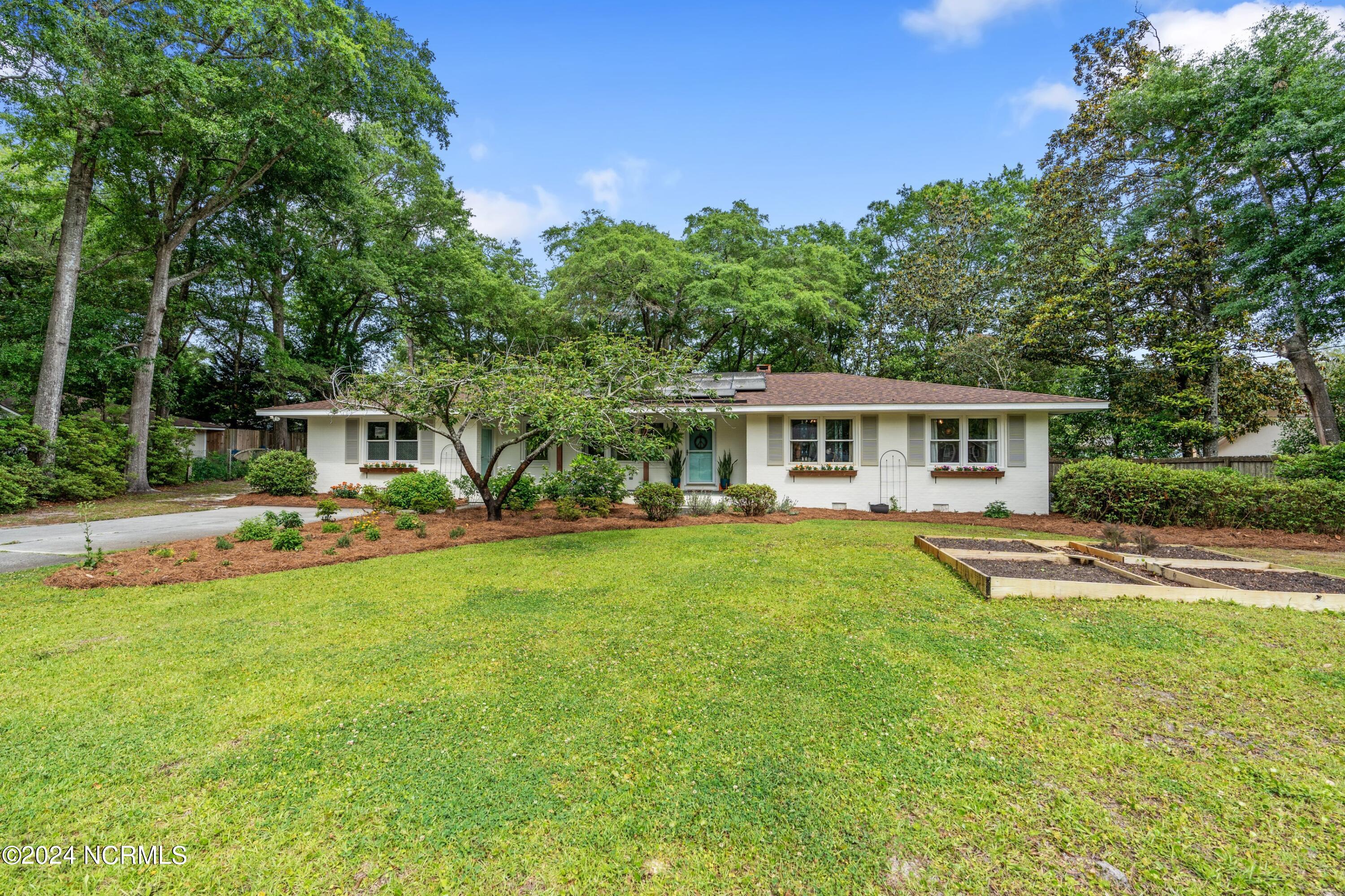 1408 Robin Hood Road