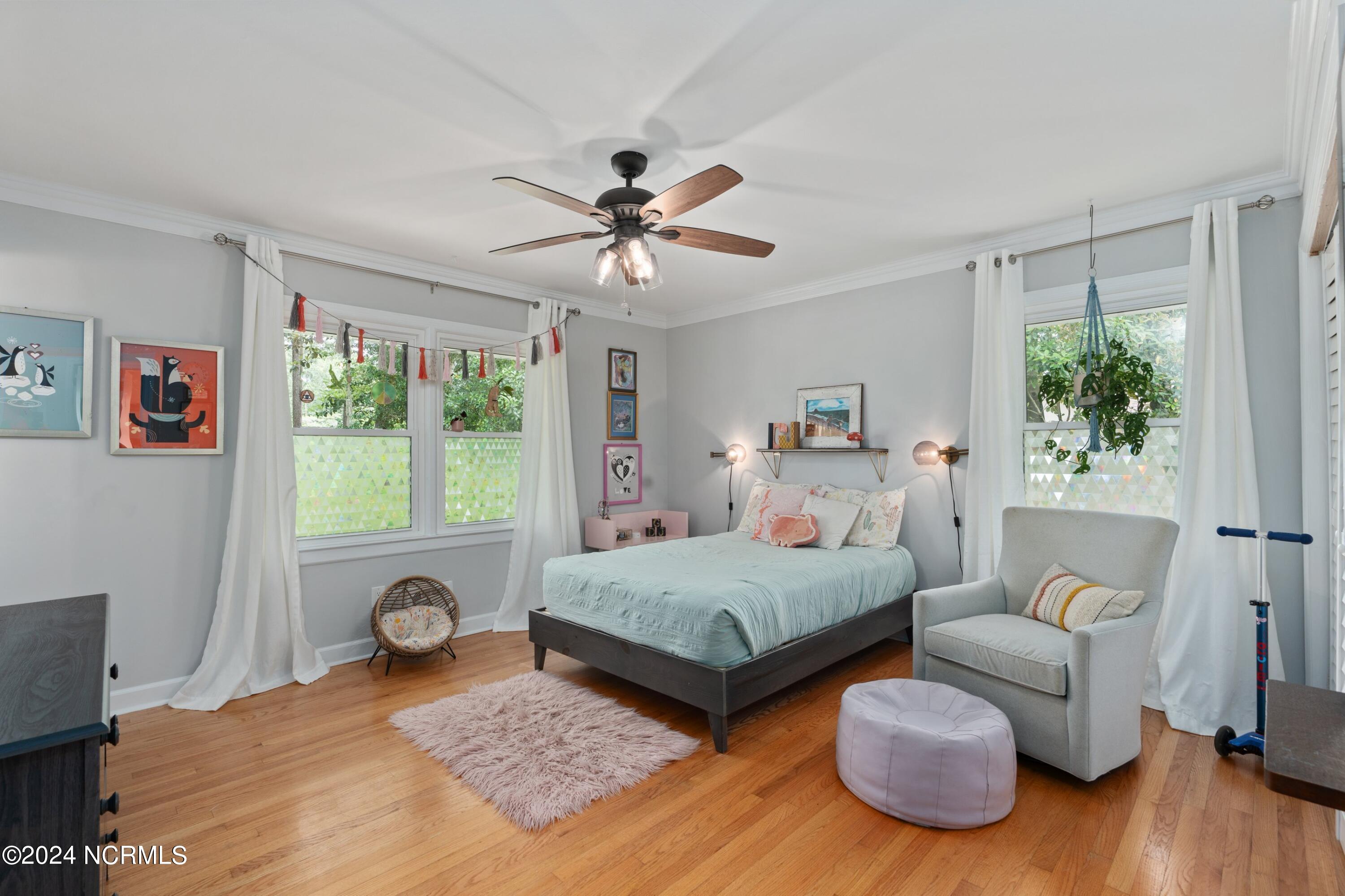 1408 Robin Hood Road