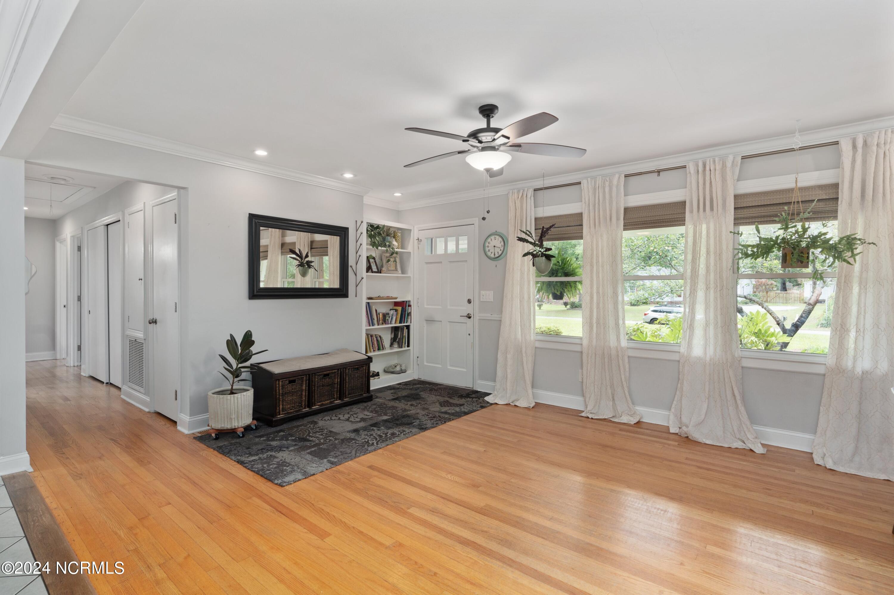 1408 Robin Hood Road