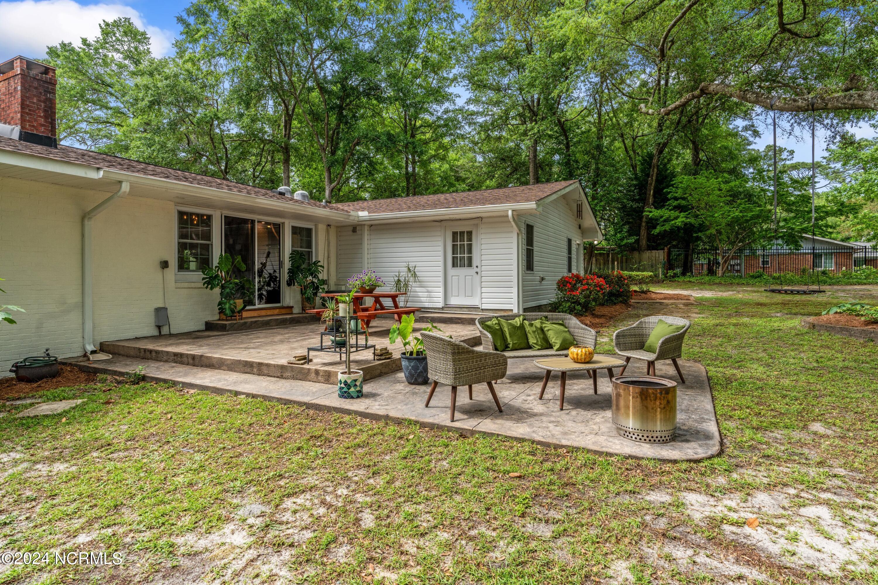 1408 Robin Hood Road